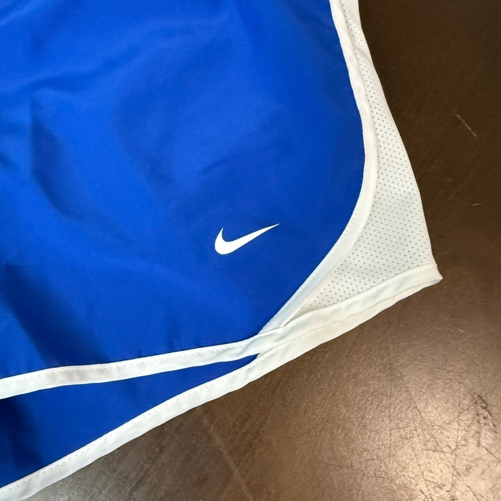 Nike Kids Blue and White Shorts - Picture 2 of 4